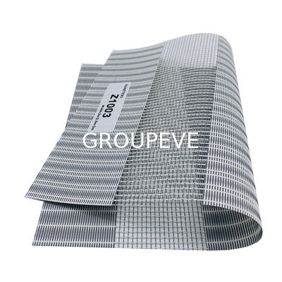 Lichtfilterende rolluiken met een goede vlakte Zebra blinds stof